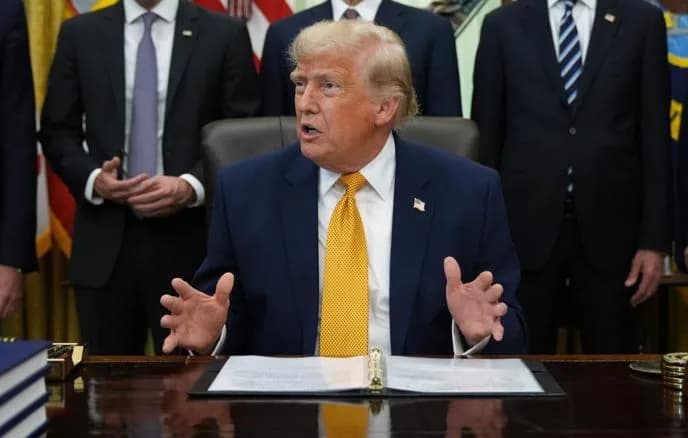 Трамп назвал расходы США на НАТО «безумными»
