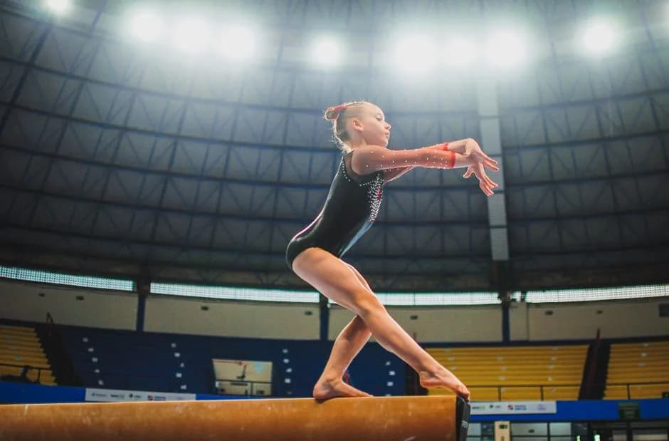 European Gymnastics официально разрешила российским атлетам выступать под национальным флагом