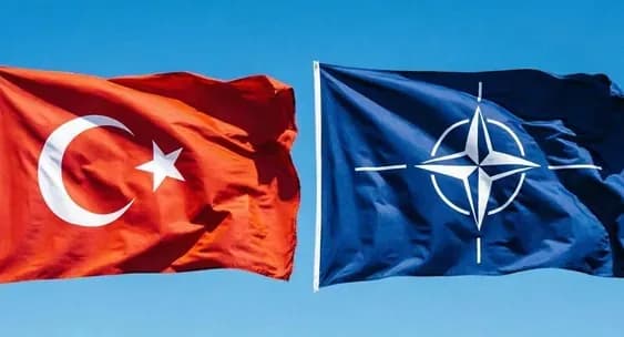 Минобороны Турции о состоянии НАТО: адаптация вместо системного кризиса