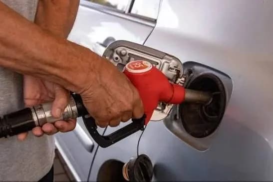 На некоторых автозаправках Московского региона введены ограничения на выдачу топлива