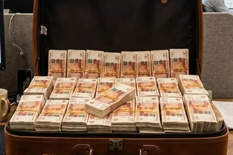 Представления россиян о финансовом благополучии: порог богатства и перспективы роста