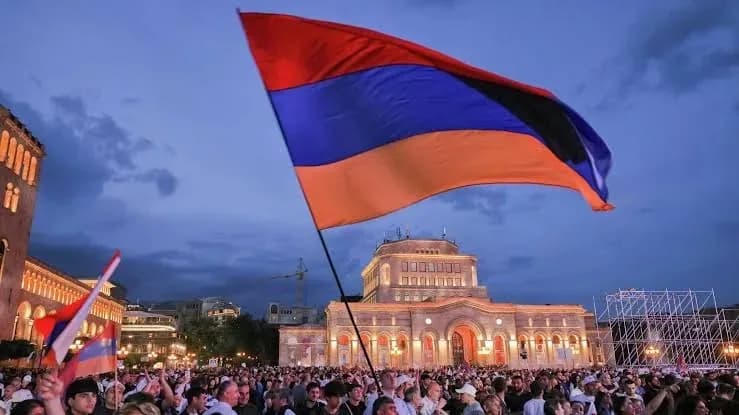Оппозиционные силы Армении анонсировали новый этап политической борьбы