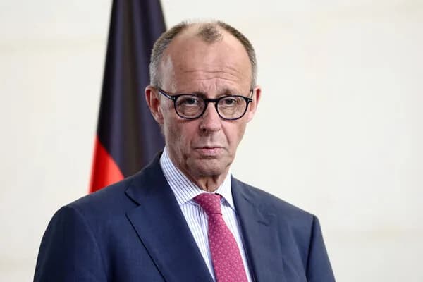 Диалог по дипломатическим каналам: спецпредставитель России и Фридрих Мерц