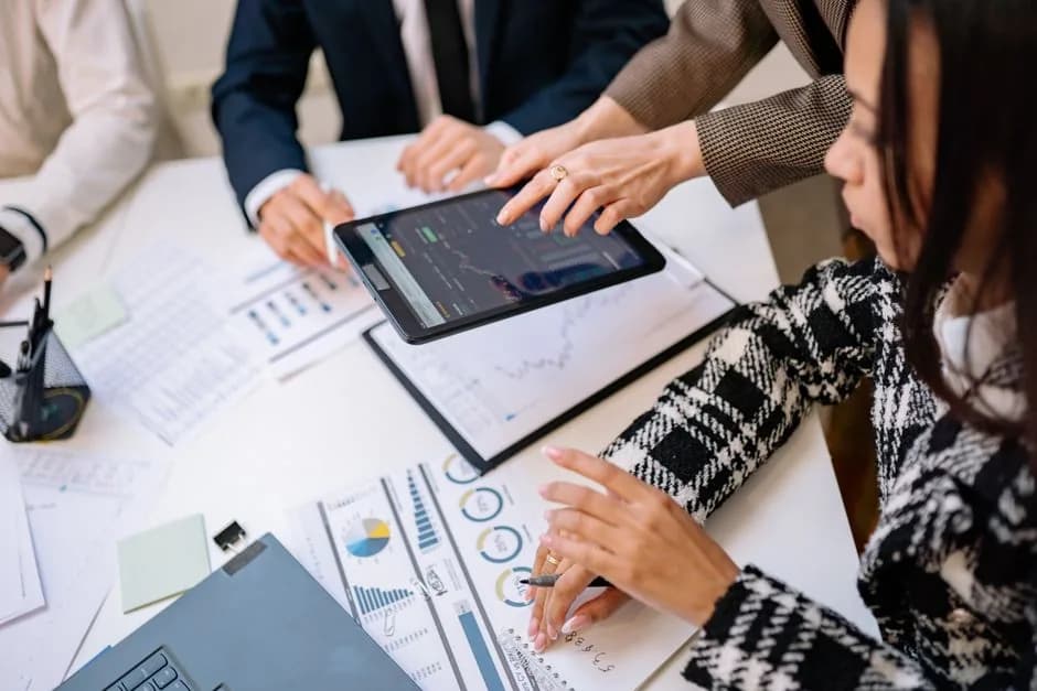 Реакция фондового рынка на неожиданное снижение ключевой ставки до 14%