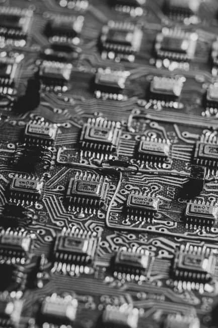 Sandisk начинает поставки 332-слойной NAND-памяти нового поколения