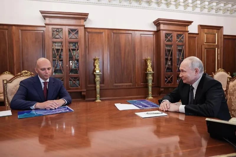 Президент РФ поддержал инициативу по обеспечению Калининградской области дополнительным топливом