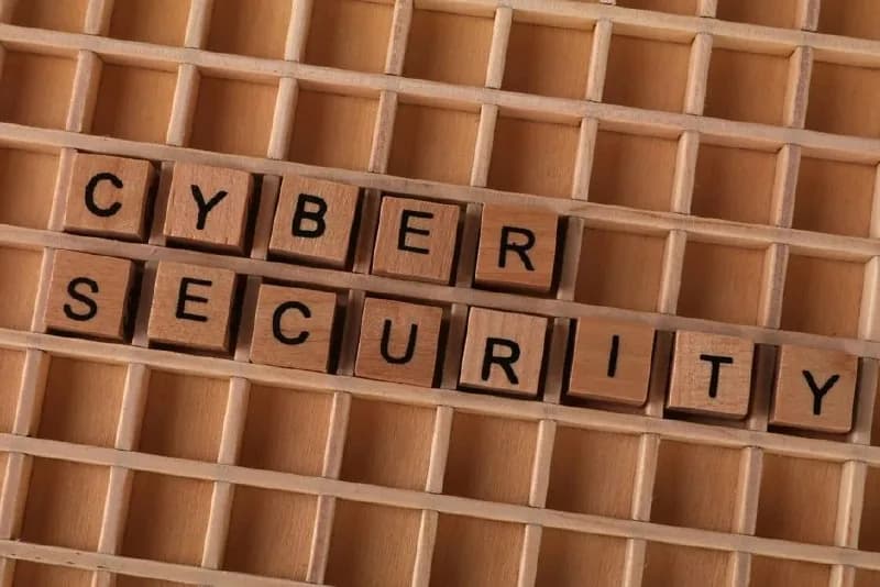 Конфиденциальные данные пользователей чат-бота DeepSeek попали в поисковую выдачу Google