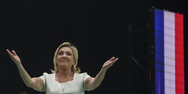 Марин Ле Пен официально подтвердила выдвижение своей кандидатуры на президентских выборах во Франции