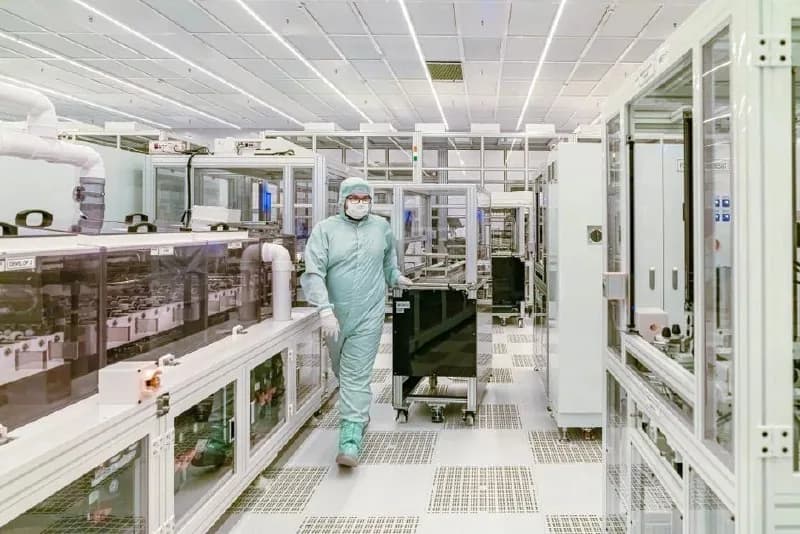 Южнокорейские гиганты инвестируют свыше $590 млрд в развитие полупроводниковой индустрии