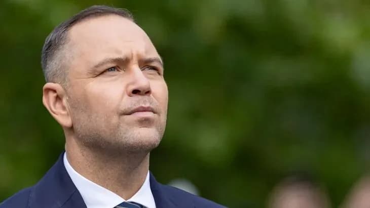 Польша публично прокомментировала случай с оскорблением президента Украины
