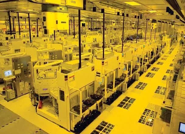 Технологический суверенитет: как Huawei и SMIC создают собственные литографические установки