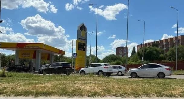 Ситуация на рынке топлива стабилизируется: АЗС Москвы и регионов вернулись к штатному режиму