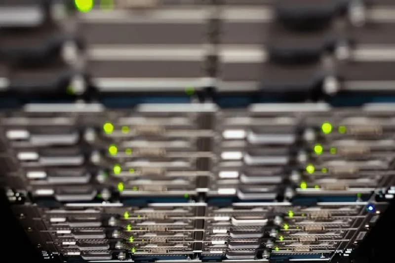 Nvidia ужесточает контроль за поставками ИИ-чипов в Азии для предотвращения контрабанды