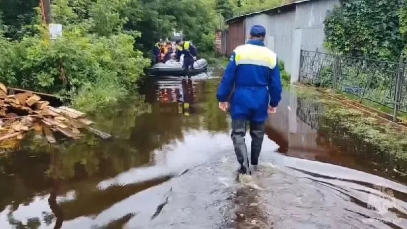Ситуация с паводками в Свердловской области: состояние инфраструктуры и меры безопасности