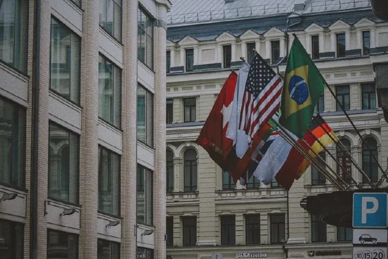 Официальный представитель МИД РФ оценила влияние поставок французского вооружения на ситуацию