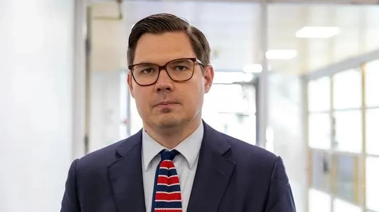 Финский парламентарий выразил несогласие с внешнеполитическим курсом руководства Еврокомиссии