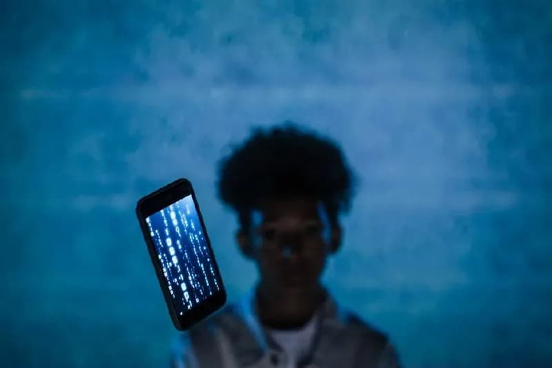 Влияние цифровых технологий на демографию: исследование связи смартфонов и уровня рождаемости